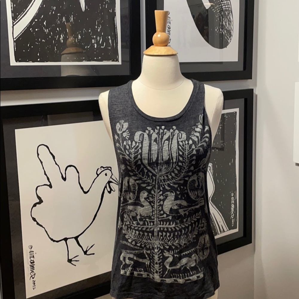 Women’s Small tank top.